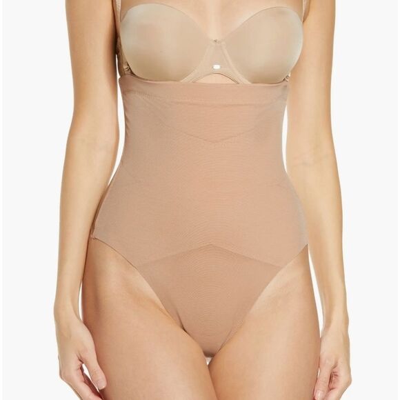 HoneyLove Nude SuperPower Thong
